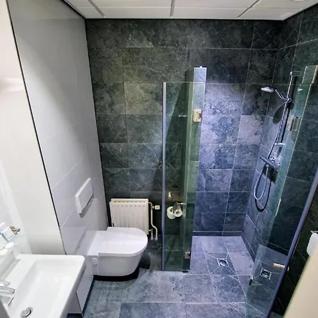 Onderwijshotel De Rooi Pannen Szálloda