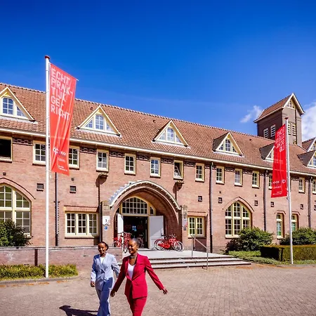 Hotel Onderwijshotel De Rooi Pannen Tilbourg