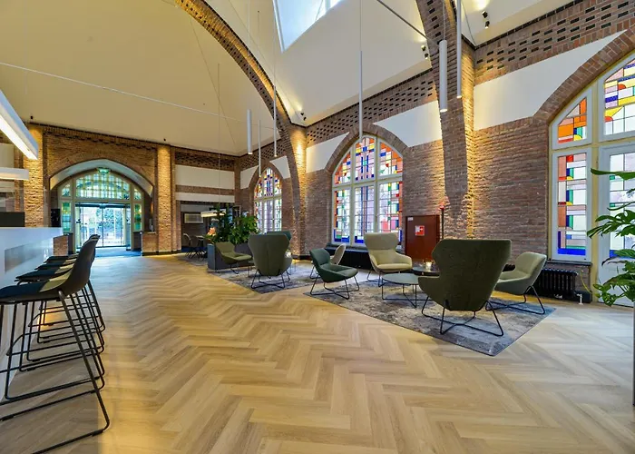 Onderwijshotel De Rooi Pannen *