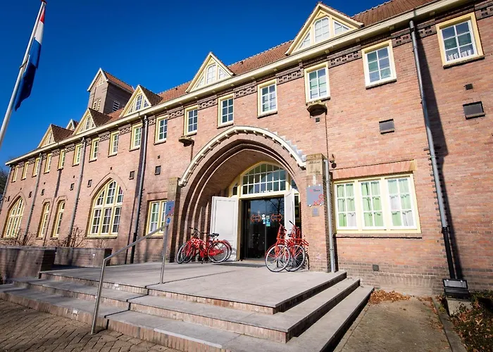 Onderwijshotel De Rooi Pannen * Tilbourg