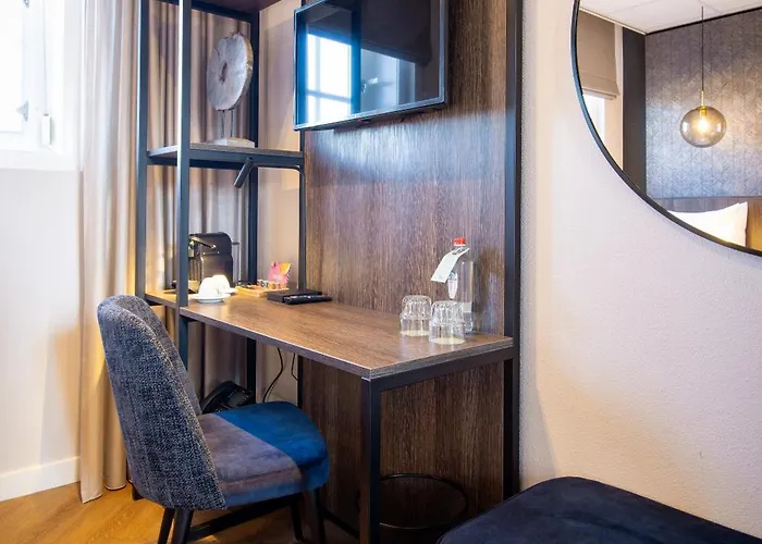 Onderwijshotel De Rooi Pannen Hotel *