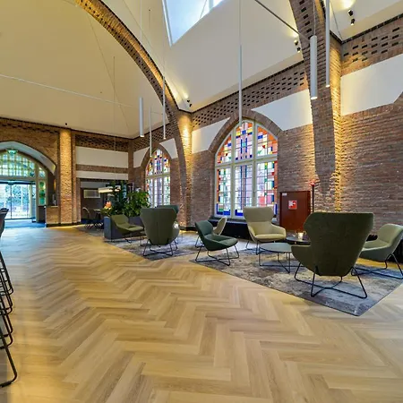 Onderwijshotel De Rooi Pannen *